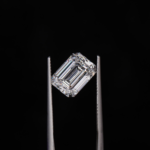 เพชรเม็ดเดี่ยวทรงสี่เหลี่ยมเจียระไนแบบ Emerald Cut สี D เกรด CVD ผลิตในห้องปฏิบัติการ ขนาด 1-5 กะรัต เติมเพชรเต็มเม็ด คุณภาพ DEF VS1 VVS2 รับรองโดย IGI สำหรับขายส่ง - Product Image 1