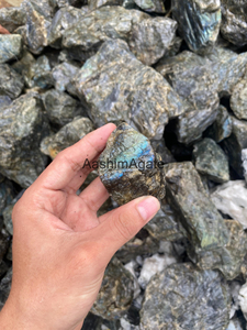 หินลาบราดอไรต์ธรรมชาติแบบหยาบ คริสตัลลาบราดอไรต์ดิบ ตัวอย่างแร่ธาตุ ขายส่งอัญมณี - Product Image 4