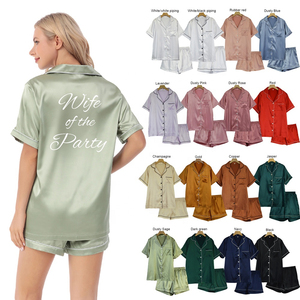 Ensemble de pyjama en satin pour femmes, vêtements de nuit en soie, manches courtes, boutons, vêtements de nuit doux, confortables pour l'été, vêtements de détente en deux pièces - Product Image 3