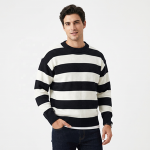 Pull décontracté à col rond rayé surdimensionné pour homme, tricoté, à manches régulières, motif noir et blanc, coupe ajustée, pour l'automne - Product Image 3