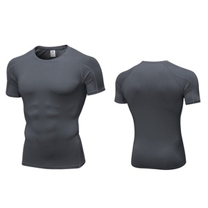 T-shirt de compression gris tricoté pour homme, manches courtes, coupe classique, séchage rapide, polyester/coton, sportif, sérigraphie avant, uni, vierge - Product Image 2