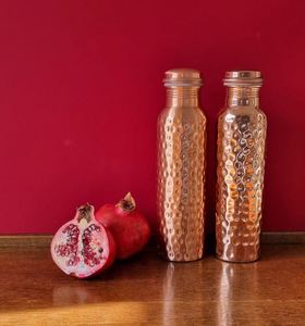 Hammered Copper Water <b>Bottle</b> Elegant Dining Table Drinkware for Restaurants Luxury Dining and Beverage Service - Product Image 3