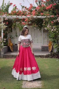 Lehenga Choli de Seda para Mujer, Vestido Tradicional Bordado, Traje Étnico para Bodas, Diwali y Fiestas, Ropa de India y Pakistán, Cosido a Mano - Product Image 3