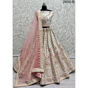 Collections de velours de vêtements de mariée indiens pour la mariée avec le travail de Zarkhan par Fabzone - Product Image 2
