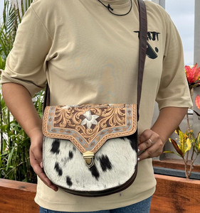 Offre Spéciale Western fait à la main en cuir de vachette usiné sac à bandoulière en cuir véritable femmes haute qualité Designer Unique sacs à main - Product Image 2