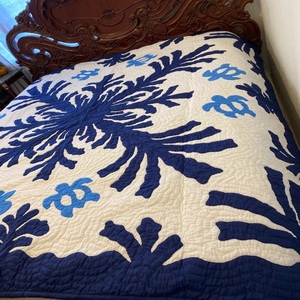 Beautiful Vintage Dark Blue Color Turtule Patterned 100% Cotton Material Eco-friendly Hawaiian <b>Quilts</b> Home Hotel <b>Bedding</b> Decor - Product Image 1