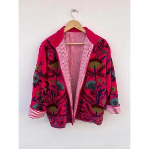 Chaqueta Bohemia de Algodón Bordada a Mano con Diseño Suzani, Color Rosa Floral, para Otoño e Invierno, Regalo para Ella - Product Image 2