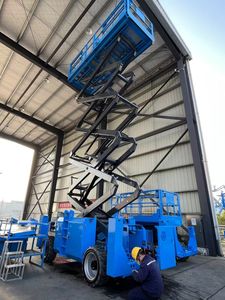 Plataforma Elevadora de Tijera Autopropulsada de Alta Calidad, Nueva, de 4m, 8m, 10m, 12m, 14m, 16m, para Hoteles, Material de Acero - Product Image 2