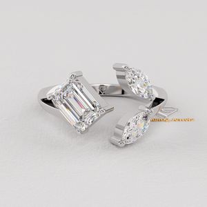 Anillo de compromiso Toi Et Moi con diamante cultivado en laboratorio de corte esmeralda, chapado en oro rosa de 14K, anillo nupcial abierto minimalista. - Product Image 3