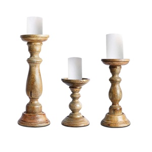 Portavelas Artístico de Madera con Acabado Artesanal para Esquinas Tranquilas, Espacios Espirituales, Decoración del Hogar, Cenas y Eventos - Product Image 1