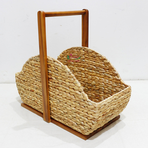 Water Hyacinth Storage Basket with Wooden Handle <b>Rustic</b> Design for <b>Wardrobe</b> Organization Multifunction - Product Image 4