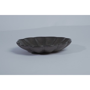 Plat de service en grès irrégulier de style japonais personnalisé de 20 cm, assiette en céramique asymétrique créative pour sushis, sashimi, agung - Product Image 6