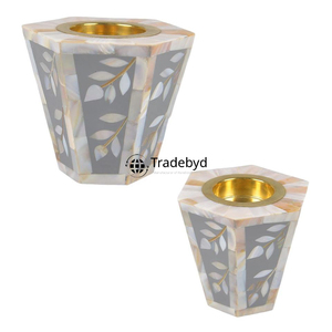 Candelabro con Incrustaciones de Madreperla de Diseño, Decoración para el Hogar Hecha a Mano de Primera Calidad con Impresión Personalizable por Tradebyd - Product Image 3