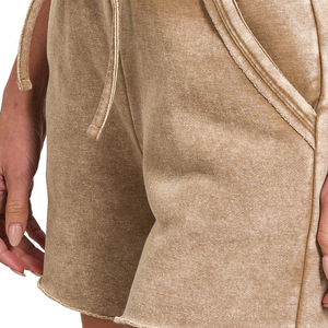 Shorts para Mujer Hechos a Medida al Por Mayor a Precio Económico, Shorts con Estampado por Sublimación y Lavado Ácido de Manga Corta - Product Image 2