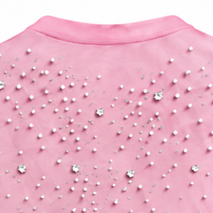 T-shirt unisexe rose clair perlé, col rond, manches courtes, orné de perles, pour le streetwear et les tenues décontractées au quotidien - Product Image 4