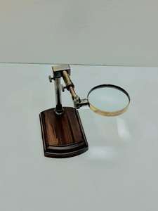 Lupa Ajustable de Latón Antiguo con Base de Madera |   Lupa de Escritorio Clásica - Product Image 4