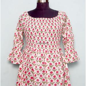 Robe longue d'été pour femme 100 % coton à imprimé floral, écologique, élégante pour les fêtes, décontractée pour le quotidien, avec boutons décoratifs, naturelle - Product Image 2