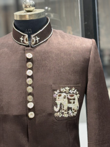 Chaqueta Sherwani Indo-Occidental de Lujo para Hombre con Bordado de Elefantes – Blazer Bandhgala de Diseñador para Novio y Uso Festivo - Product Image 6
