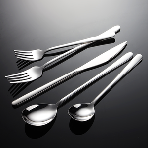 Ensemble de couverts en acier inoxydable avec finition polie miroir, couverts de table modernes comprenant des cuillères, des fourchettes et des couteaux durables - Product Image 4