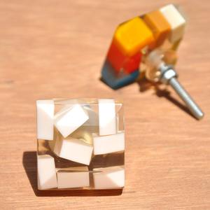 ลูกบิดประตูทำจากเรซินมุกและทองเหลืองขัดเงา สี รูปทรง ขนาดตามสั่ง ผลิตในอินเดีย - Product Image 6