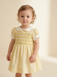 Vestido de Verano al Por Mayor para Niñas, Hasta la Rodilla, con Estampado Floral y Rayas Amarillas Geométricas, 100% Algodón, Corte en A, Ropa Infantil - Product Image 4