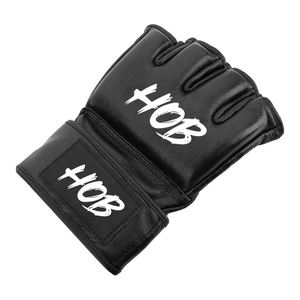 Gants d'entraînement MMA noirs pour hommes avec logo personnalisé de qualité, en cuir extensible confortable et imperméable, pour les arts martiaux et la boxe - Product Image 1