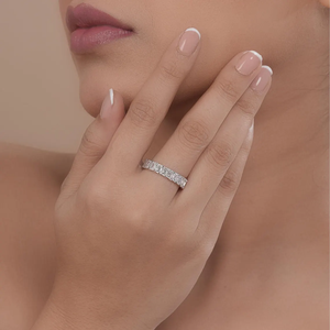 Anillo de media eternidad con diamante cultivado en laboratorio de corte esmeralda para mujer, certificado IGI, banda de boda con diamante creado en laboratorio en oro de 14K y 18K - Product Image 4