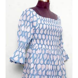 Vestido Mini de Verano con Estampado Floral, Cuello Redondo, Manga Corta, Tejido de Algodón Orgánico Cómodo, Detalle de Botones, Estilo Casual de Playa Hindú - Product Image 5