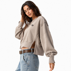 Sudadera Corta OEM para Mujer, Color Taupe, Cuello Redondo, Manga Larga, Panel con Abertura Lateral, Felpa Francesa, Estilo Oversize, Top de Moda Urbana, Marca Privada - Product Image 1