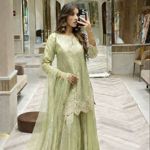 Ensemble Kurti en soie à col rond de créateur avec palazzo assorti – Broderie riche et dupatta en filet doux orné de motifs Moti - Product Image 1