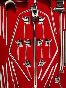 Sistema de Retractores Quirúrgicos Ortopédicos Manuales de Acero Inoxidable de Calidad Premium con Marco Tipo Wishbone y Cuchillas Reutilizables - Product Image 2