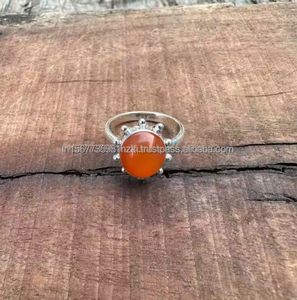 Anillo de cornalina Natural de Plata de Ley 925, anillo de boda de diseñador hecho a mano con chapado en rodio, regalo de San Valentín para ella - Product Image 1