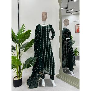 Conjunto de Traje de Chifón XL de Diseñador con Bordado de Encaje Elegante y Detalle de Remaches - Product Image 5