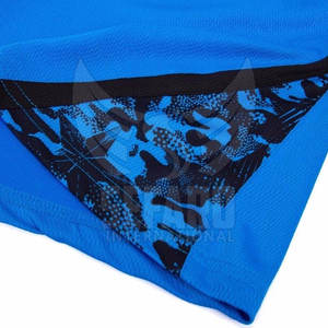 Uniforme de Baloncesto de Tela de Calidad con Nuevo Diseño, Uniforme de Baloncesto con Nombre del Equipo Impreso Personalizado - Product Image 4