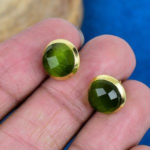 Pendientes de Piedras Preciosas de Cuarzo Monalisa Verde Natural en Forma Redonda, Acabado en Oro de 18k sobre Plata de Ley 925 - Product Image 2