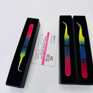 Pince à cils isolante à 90 degrés pour extensions de cils volume, en acier inoxydable, antidérapante, option logo personnalisé, couleur arc-en-ciel - Product Image 5
