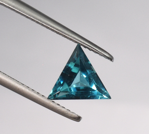 Topacio azul de laboratorio Lab London, corte trillón, 14 mm, piedra suelta, topacio triangular, piedra piramidal creada en laboratorio - Product Image 2