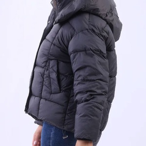 Latest Design Puffer <b>Women</b> <b>Coat</b> Thick Windproof And Breathable Thick Filling Zipper <b>Padding</b> Puffer Jacket with Hood For Ladies - Product Image 5