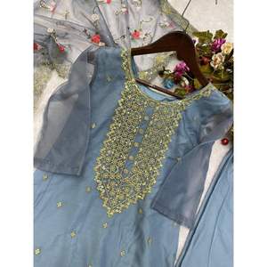 ผ้าโปร่งบางสำหรับนักออกแบบมีการปักลายพื้นด้านบนด้วยสีเทา - Product Image 6