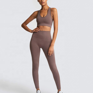 Ensemble de yoga pour femme, haut court côtelé dos nageur violet, leggings taille haute longueur intégrale, sans couture, couleur unie, 2 pièces - Product Image 3