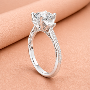Bague de fiançailles élégante en moissanite taille coussin en or blanc avec bande pavée de diamants et halo caché, bijoux de mariage - Product Image 3