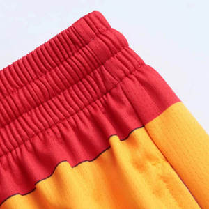 Dernier style, uniforme de basketball respirant imprimé sans manches, toutes couleurs, conception de logo personnalisé, ensemble de vêtements de sport en gros pour équipes, personnalisable - Product Image 5