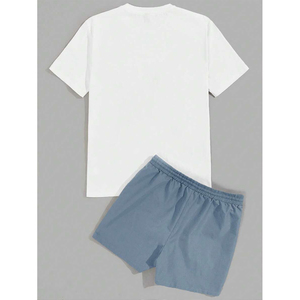 Ensemble décontracté d'été pour homme : T-shirt blanc en coton respirant imprimé et short bleu clair, col rond, tricoté, couleur unie - Product Image 1