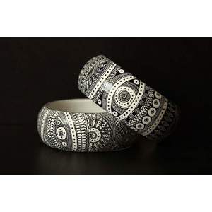 ชุดเครื่องประดับสตรีแบบดั้งเดิม กำไลไม้หลากสี อุปกรณ์เสริมแฟชั่น งานฝีมือทาสี - Product Image 2