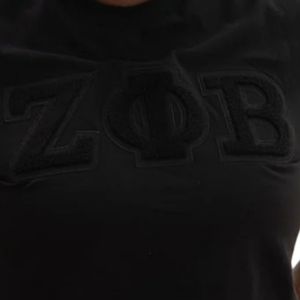 เสื้อยืดเชนิลล์สีดำล้วน Zeta Phi Beta สำหรับผู้หญิง ลายตัวอักษรกรีก เสื้อยืดลำลอง สตรีทแวร์ ผ้าฝ้ายพรีเมียม - Product Image 3