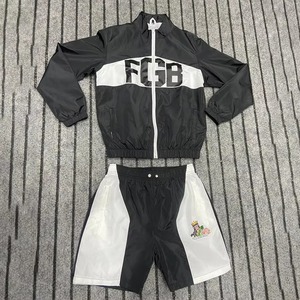 Conjunto Deportivo de Invierno para Hombre, Chaqueta con Capucha y Cremallera a Prueba de Viento, Pantalones Cortos, Colores y Tallas Personalizables, Venta al Por Mayor - Product Image 4