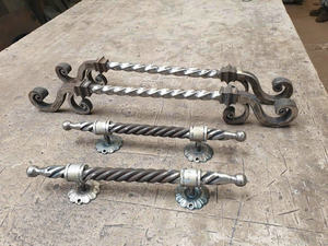 Poignée de porte décorative de luxe en fer forgé pour portail principal et porte d'entrée, poignée de traction en fer forgé artisanal pour villas et maisons - Product Image 5