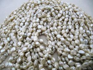 Perles naturelles blanches de 8-9 mm, perles de culture authentiques, brin de 16 pouces - Product Image 2