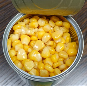 Maíz Dulce Enlatado de Grado A para Exportación a Granel, Conservado en Jarabe, con Granos Dorados Naturales - Product Image 1