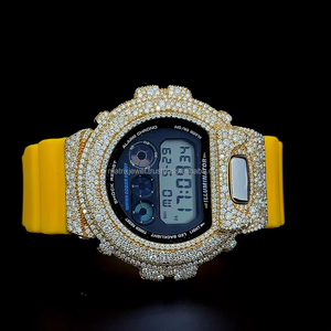 Montre DW 6900 avec bracelet jaune, lunette sertie de moissanite, look premium, montre antichoc avec boîtier diamanté amovible. - Product Image 2